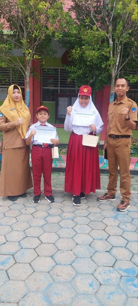 Ilustrasi Hafizah dan Azka Raih Prestasi di Lomba Mengulas Buku Tingkat Provinsi Sulawesi Tenggara